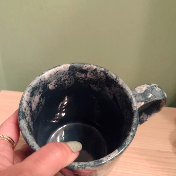 New Handcrafted Glazed Pottery Mug - Picture 10 of 15